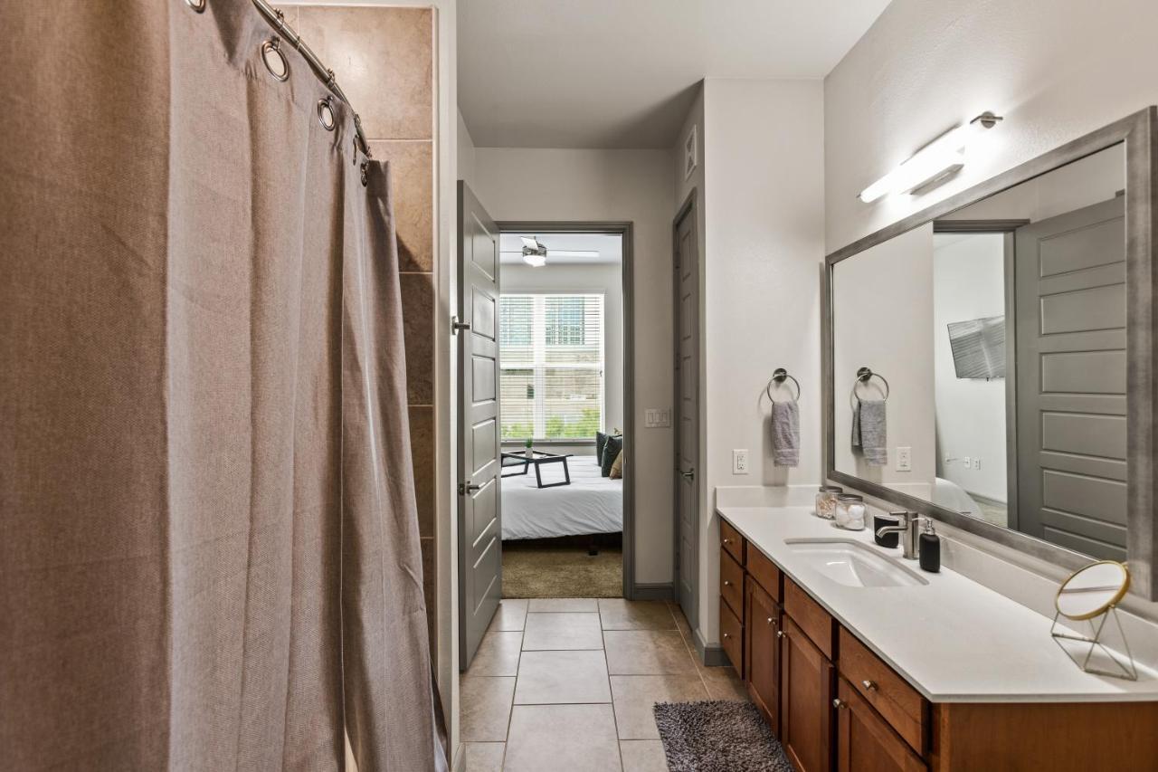 Luxury Apartment With King Bed And Pool And Free Parking 4 Χιούστον Εξωτερικό φωτογραφία